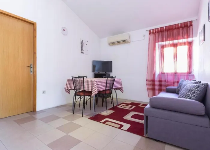 Mediterraneo Goga Apartamento *