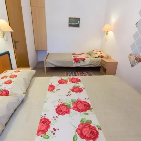 Apartament Mediterraneo Goga *